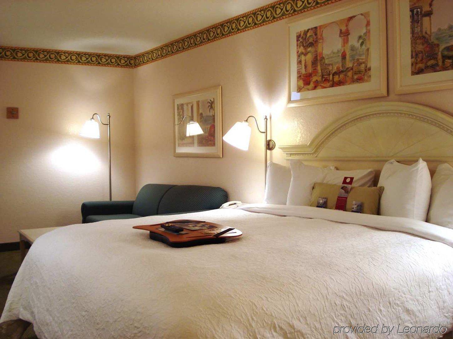 Hampton Inn Orlando Near Universal Blv/International Dr Номер фото