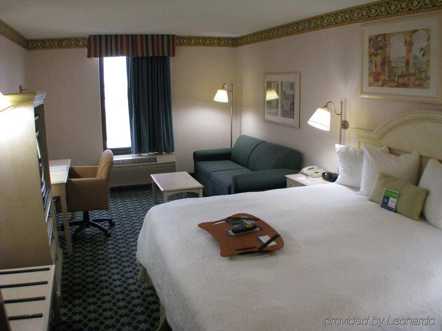 Hampton Inn Orlando Near Universal Blv/International Dr Номер фото